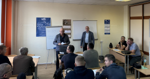 Сентябрьский 2025 года выпуск специалистов и водителей – международников в Уральском УКЦ АСМАП  